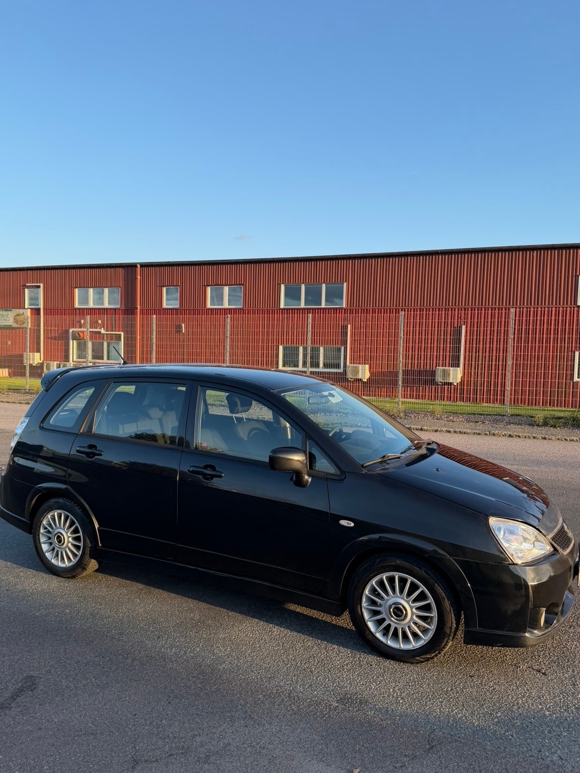 Suzuki Liana