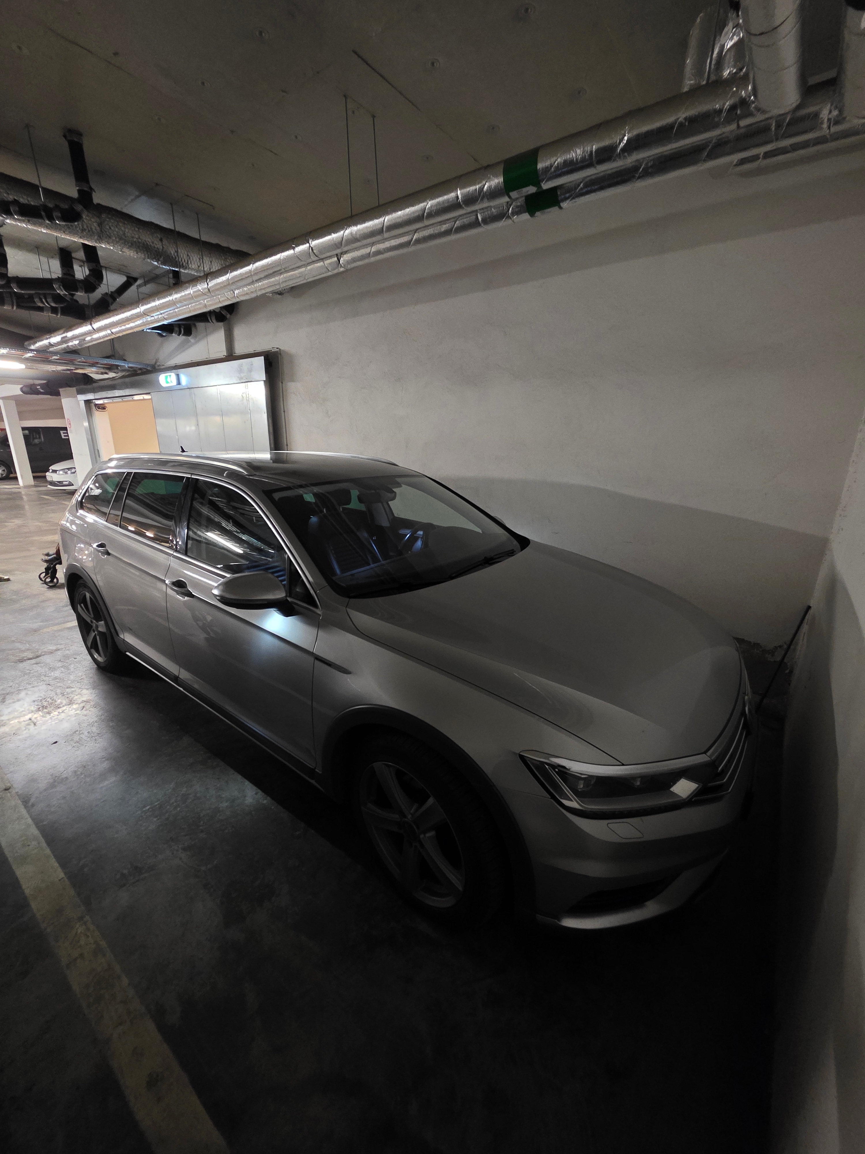 Volkswagen Passat 2016, kuva 7/10