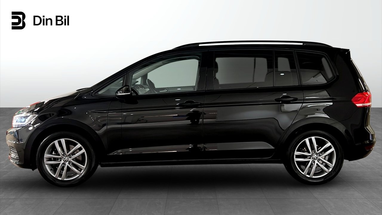 Volkswagen Touran 2025, bild 2/22