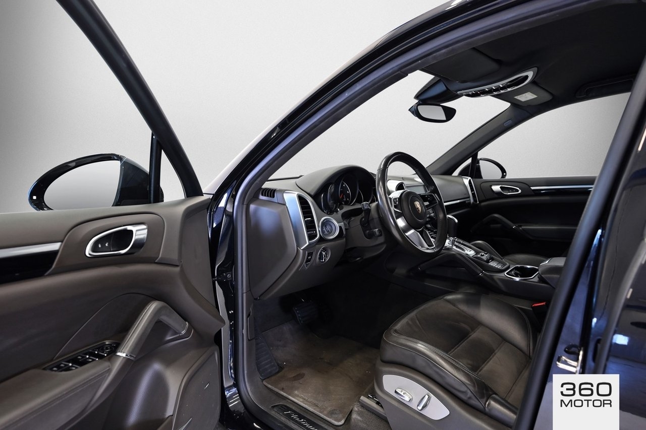 Porsche Cayenne 2017, bild 7/10