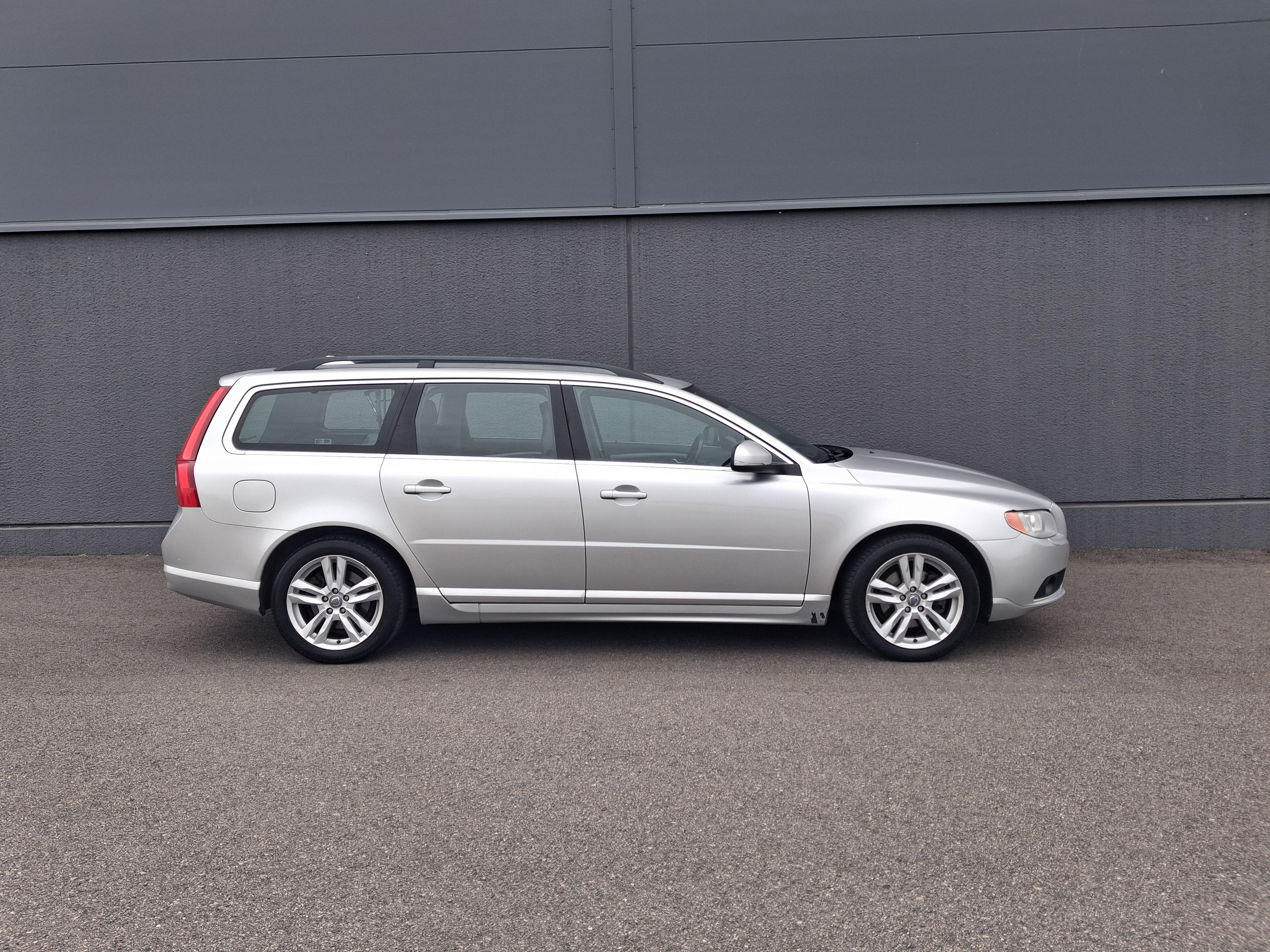 Volvo V70 2013, bild 2/7