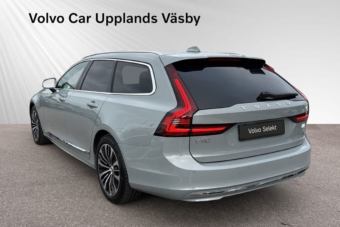 Volvo V90 Recharge T6 Core Edition 2024, bild 4/11