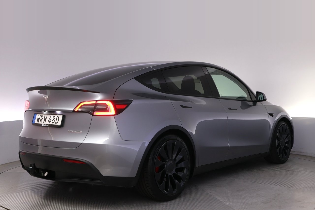 Tesla Model Y Performance Autopilot 2024, kuva 5/10