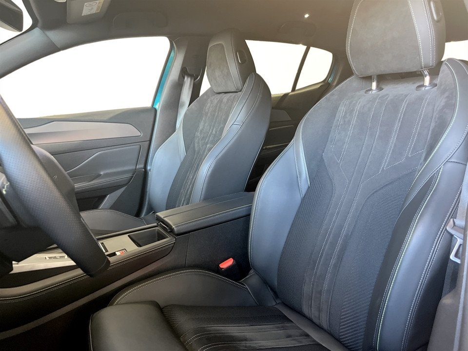 Peugeot 408 GT 1.2 PT 130hk Aut 2024, kuva 4/10