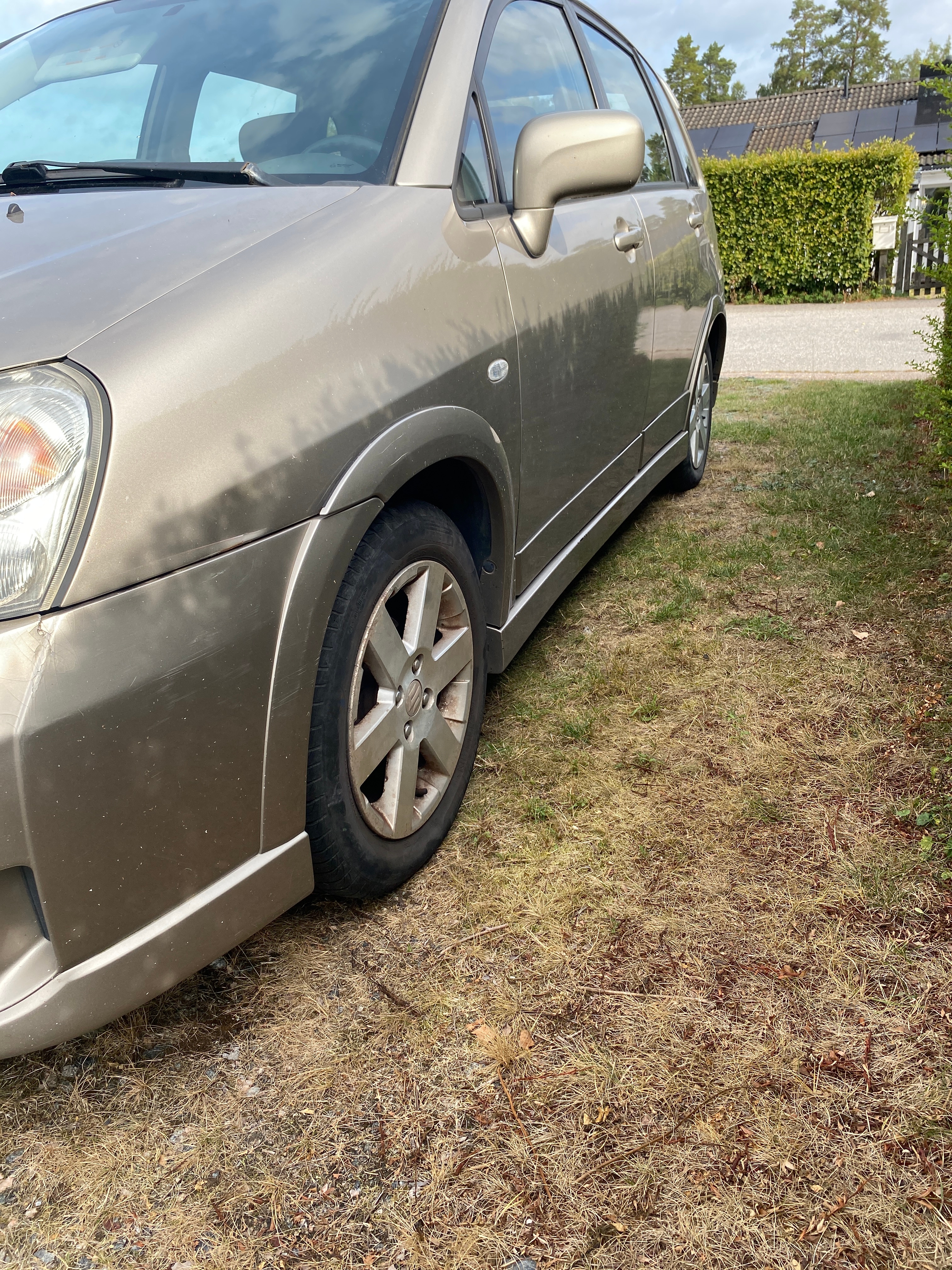 Suzuki Liana 1.6 DOHC 16V VVT Manuell 2007, photo 2/5