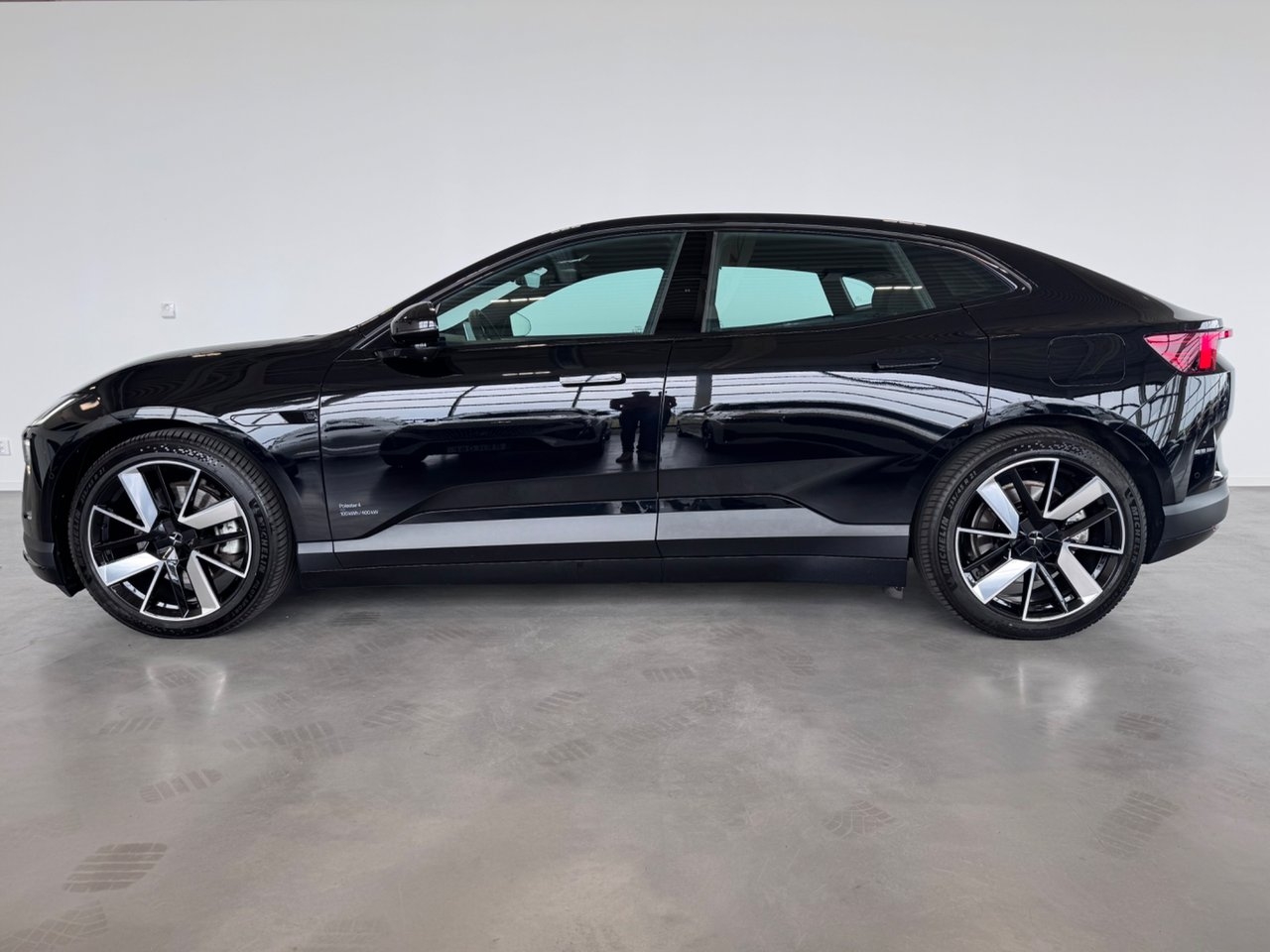Polestar 4 Long range 2025, kuva 2/10