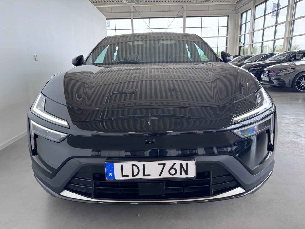 Polestar 4 Long range 2025, kuva 7/10