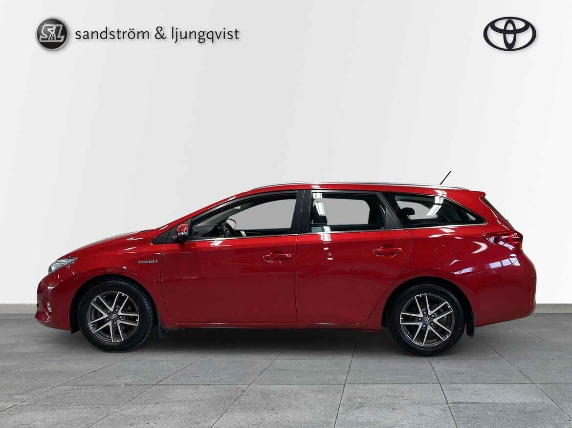 Toyota Auris 2013, kuva 3/10