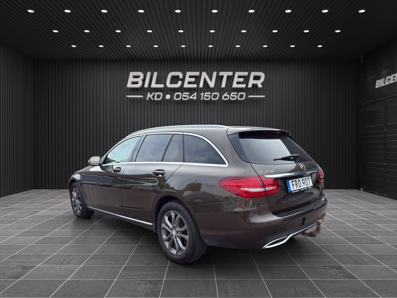 Mercedes-Benz C 2015, kuva 6/10