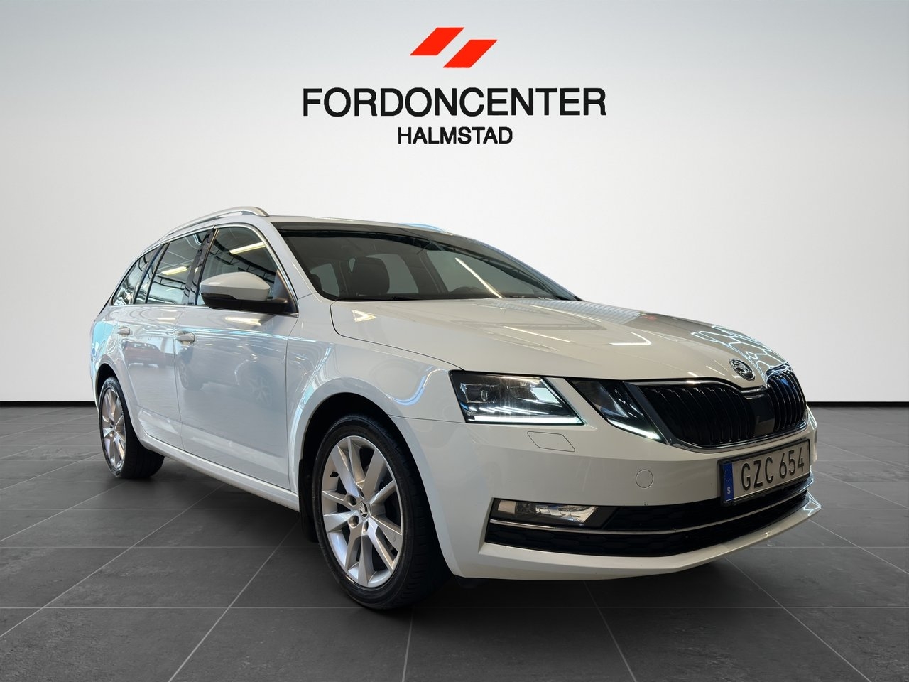 Skoda Octavia 2019, kuva 3/10