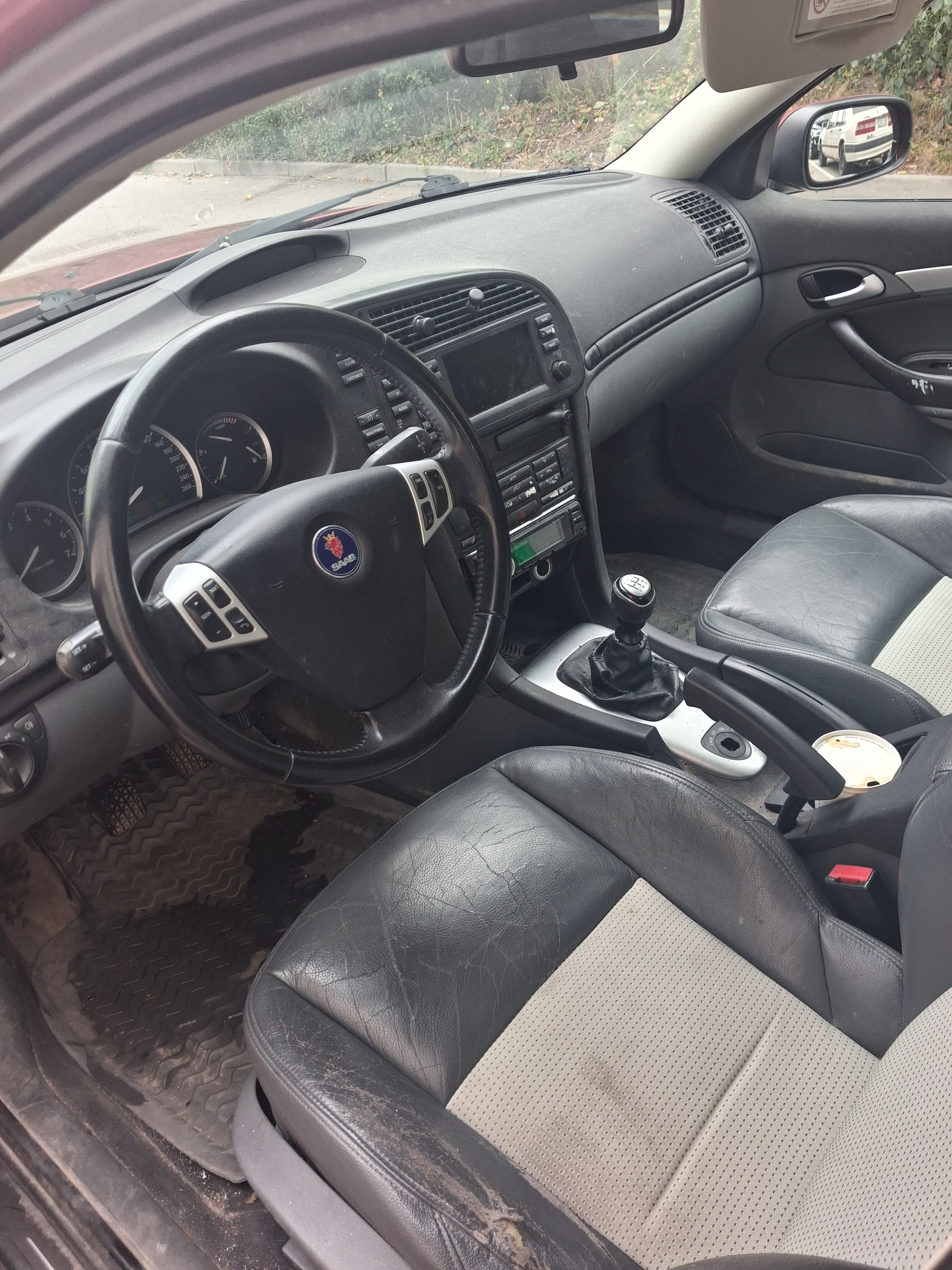 Saab 9-3 SportSedan 2.0 T Manuell 2005, bild 6/7