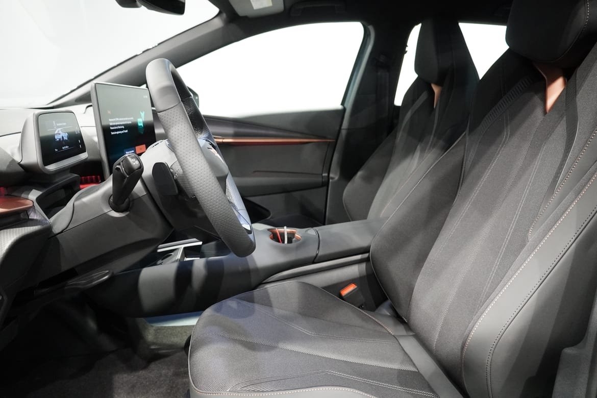 Cupra Tavascan 2025, bild 6/10