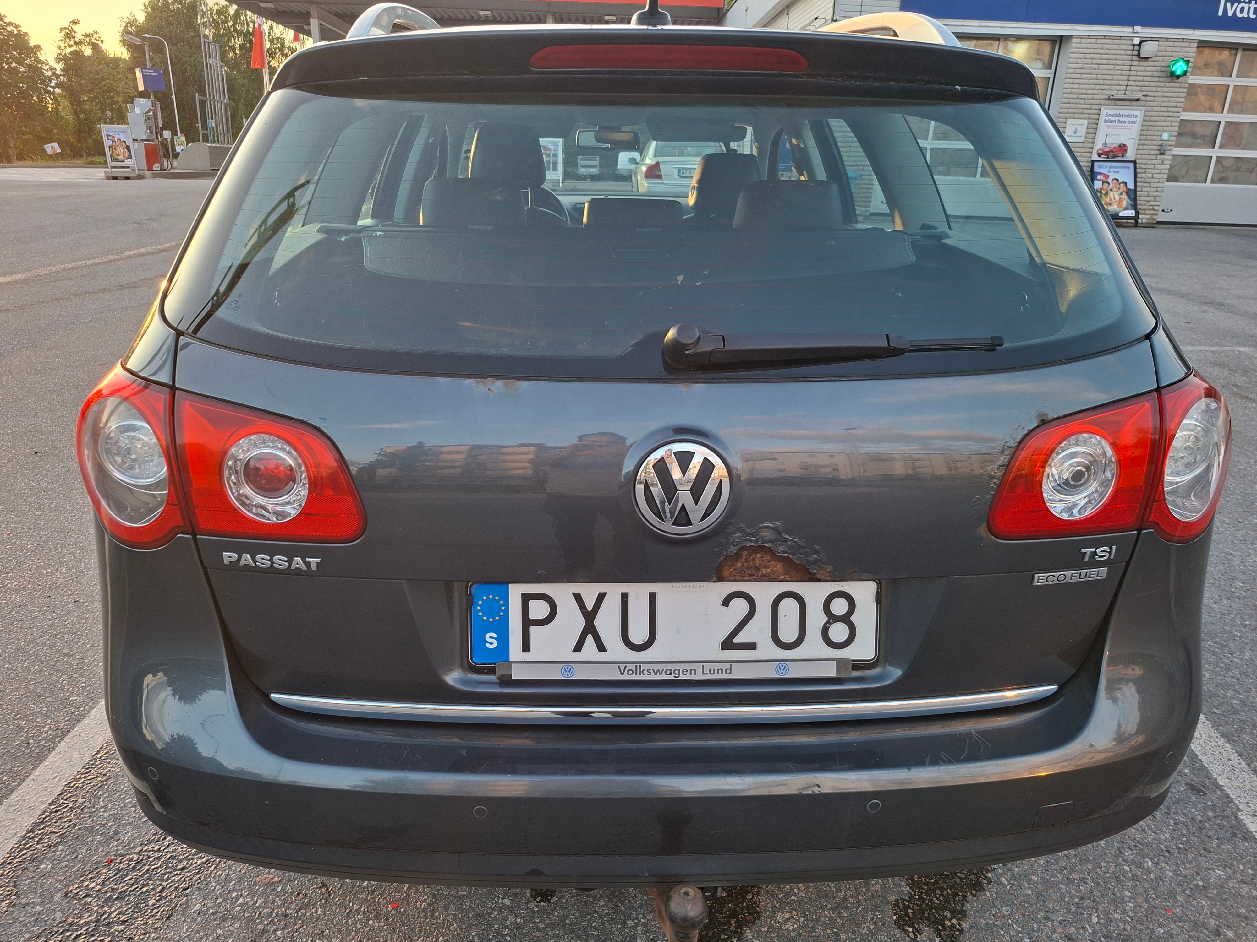 Volkswagen Passat 2010, bild 7/10
