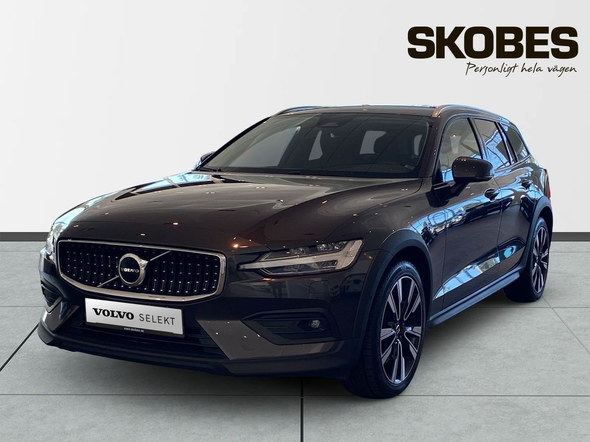 Volvo V60 Cross Country 2023, bild 3/10