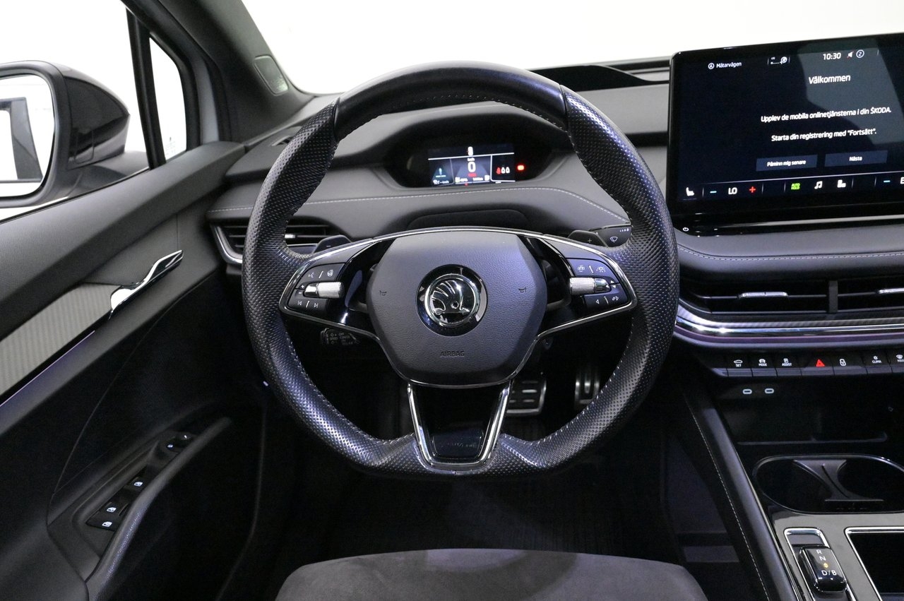 Skoda Enyaq 2023, bild 7/10
