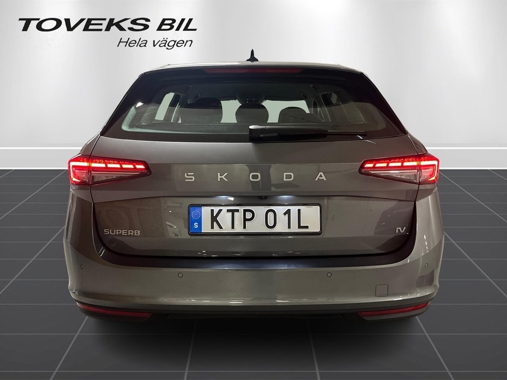 Skoda Superb iV 204hk Drag 2025, bild 5/10