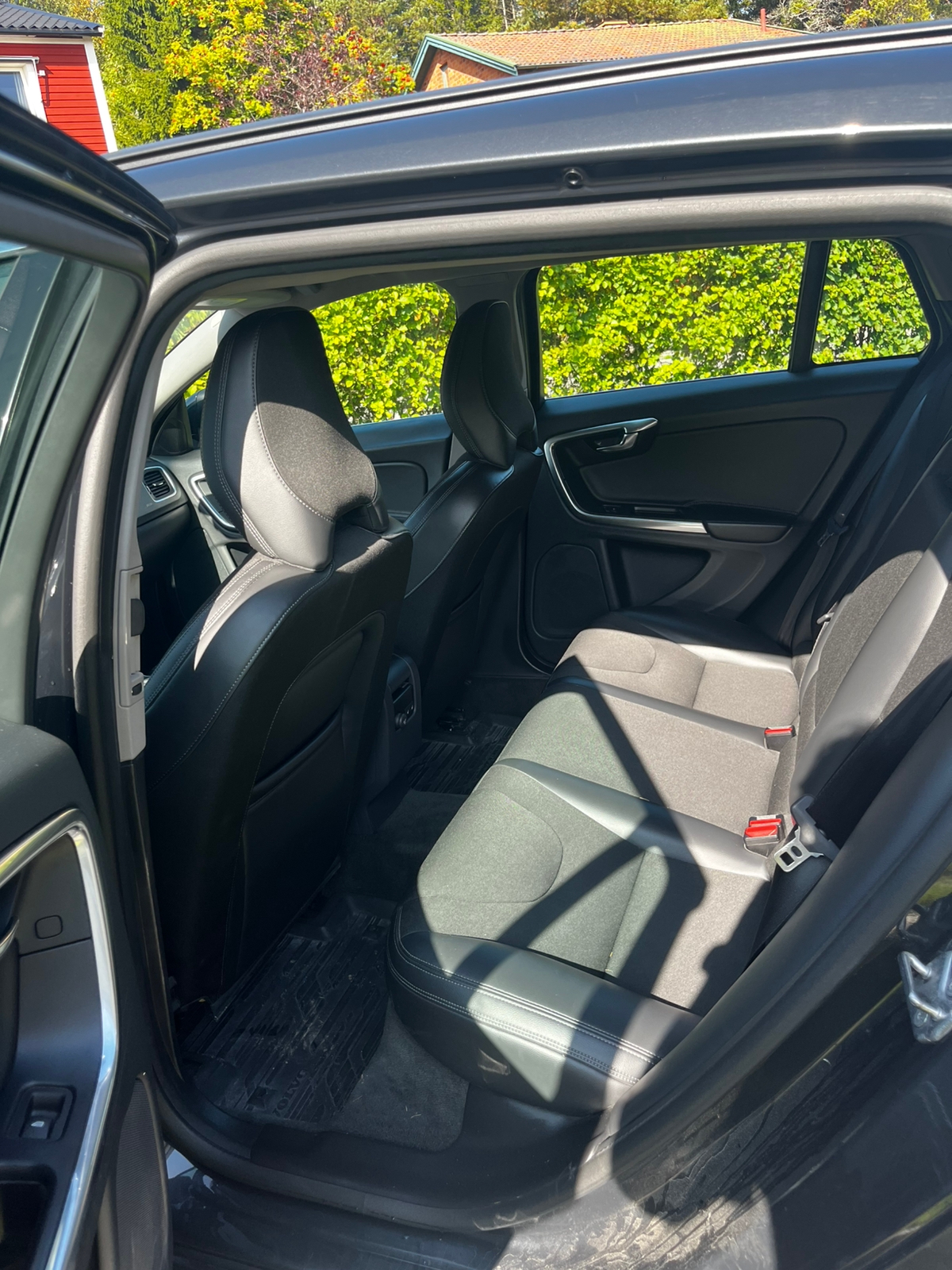 Volvo V60 D4 AWD Geartronic 2017, bild 7/10