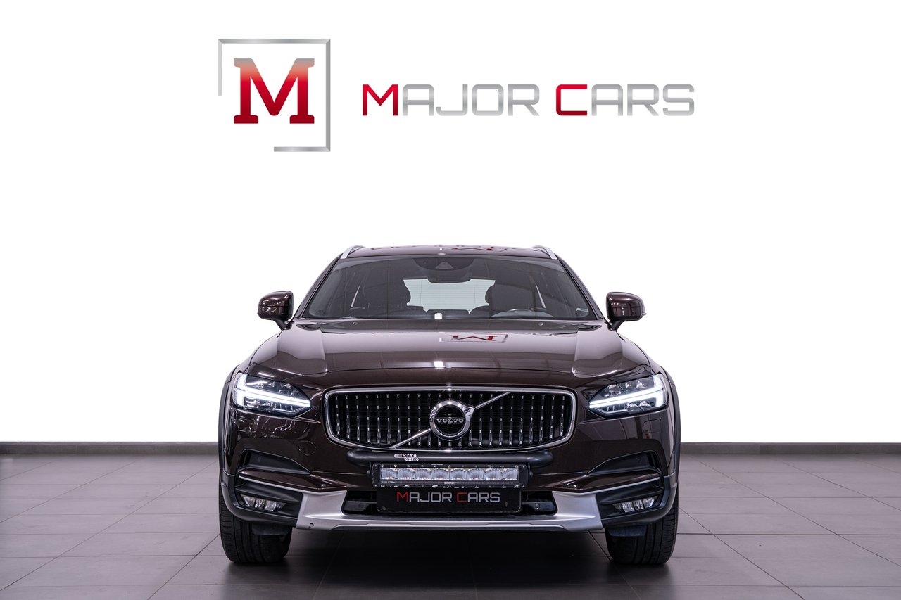 Volvo V90 Cross Country 2018, bild 2/10