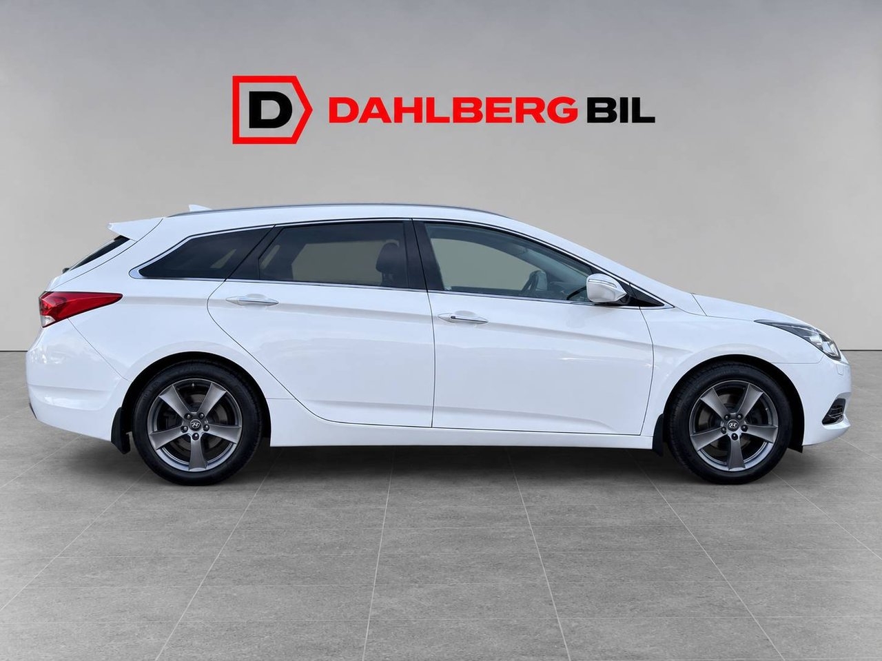 Hyundai i40 cw 1.7 CRDi ComfortPlus 2016, bild 6/28