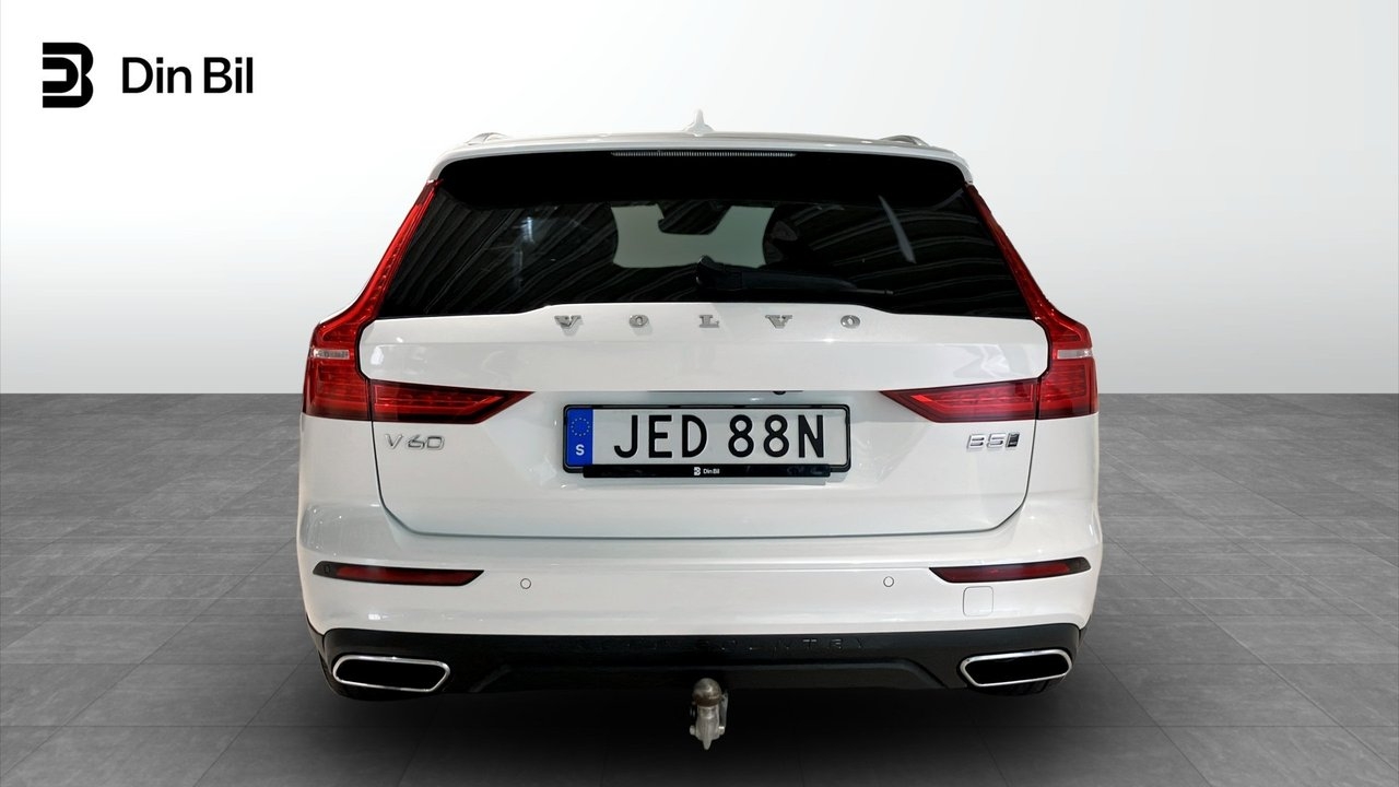 Volvo V60 Cross Country B5 AWD Advanced 2022, photo 5/10