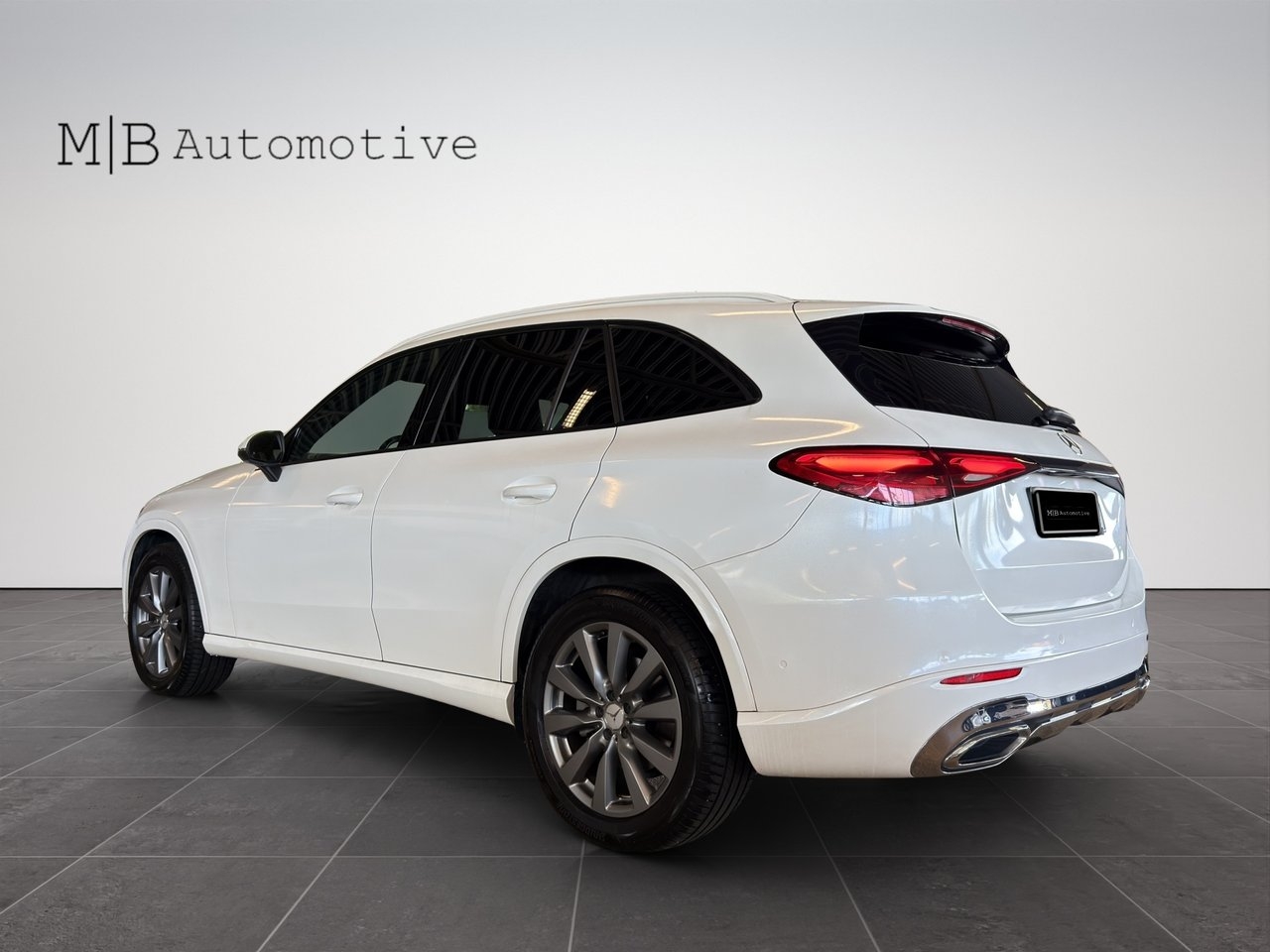 Mercedes-Benz GLC 2023, bild 4/10