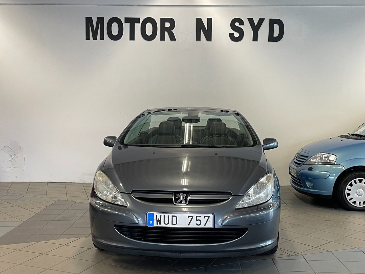 Peugeot 307 CC 2.0 Ny Besiktigad 2005, bild 2/10