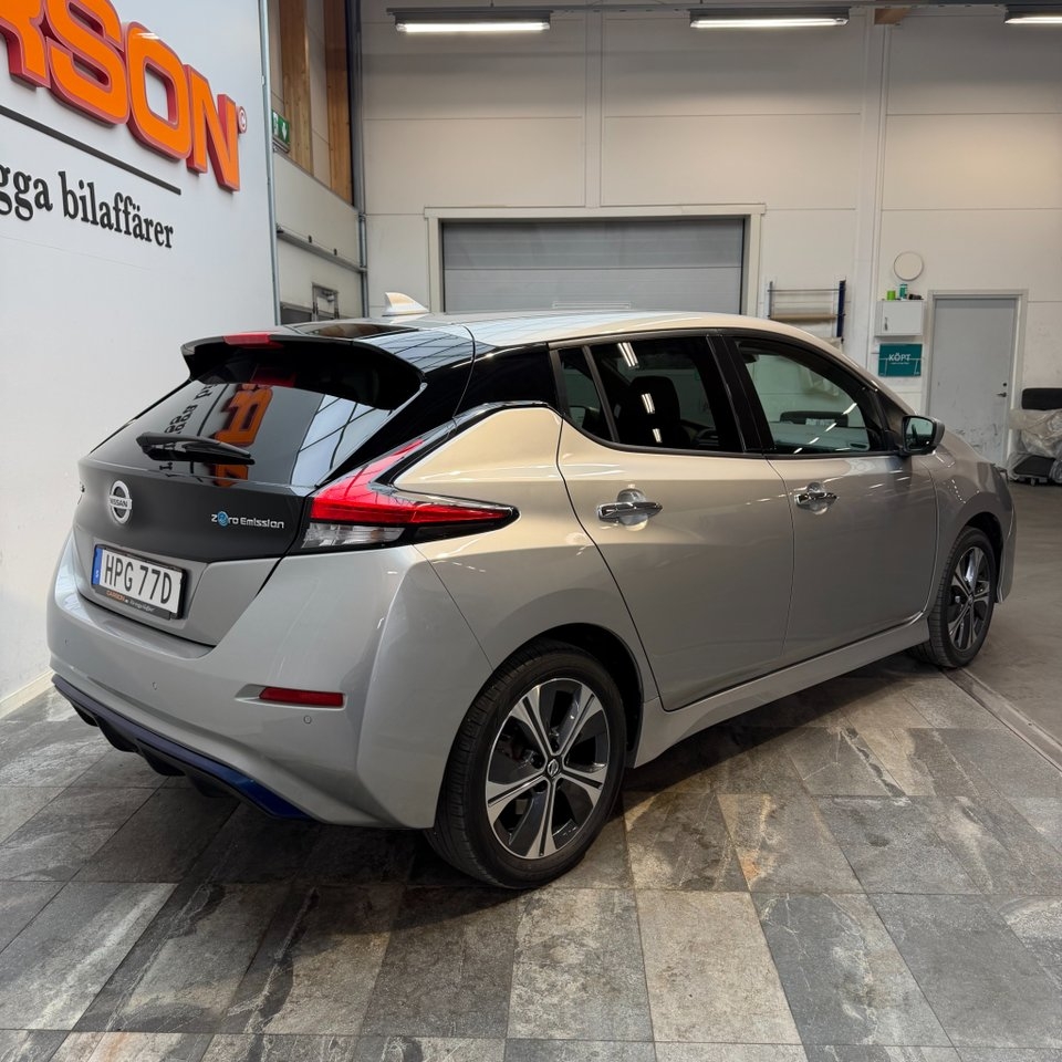 Nissan Leaf e+ 217hk Tekna Skinn 2021, bild 4/11