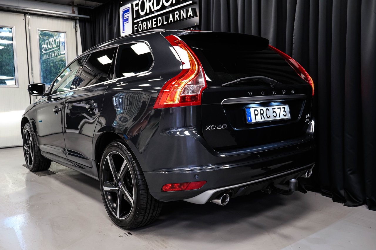 Volvo XC60 D5 AWD R-DESIGN PRO 2016, bild 4/10