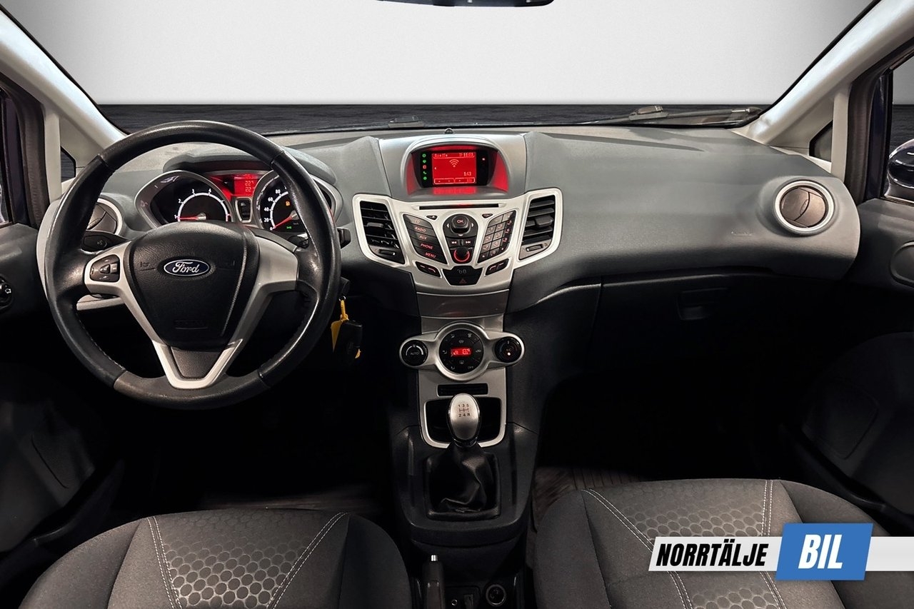 Ford Fiesta 2011, bild 3/10