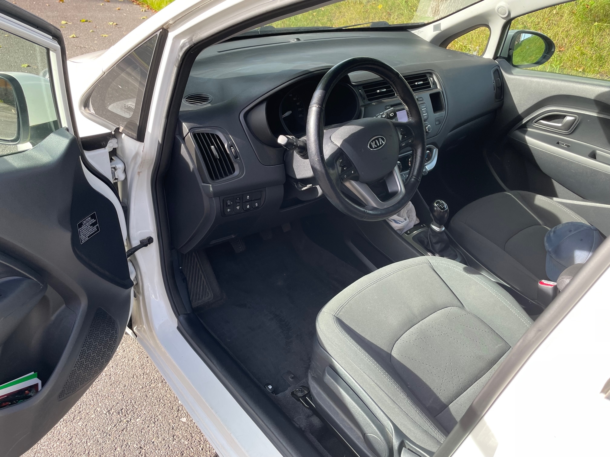 Kia Rio 5-dörrar 1.4 CRDi Manuell 2012, photo 5/6