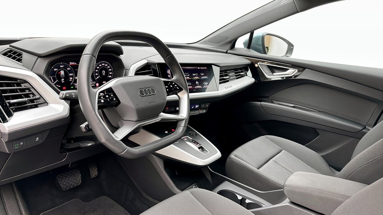 Audi Q4 e-tron e-tron 40 204HK Cockpit 2023, bild 7/10