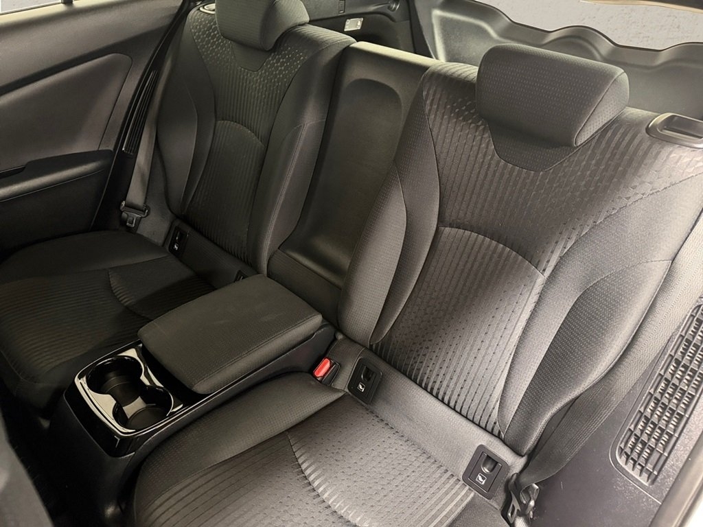 Toyota Prius Plug-in Hybrid 2017, kuva 7/12