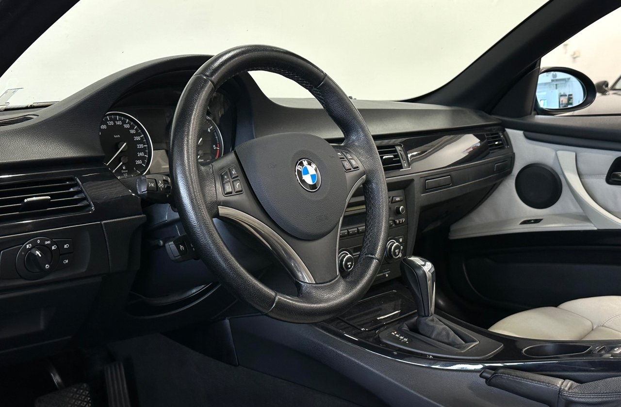 BMW 320 d Convertible 2008, bild 6/10