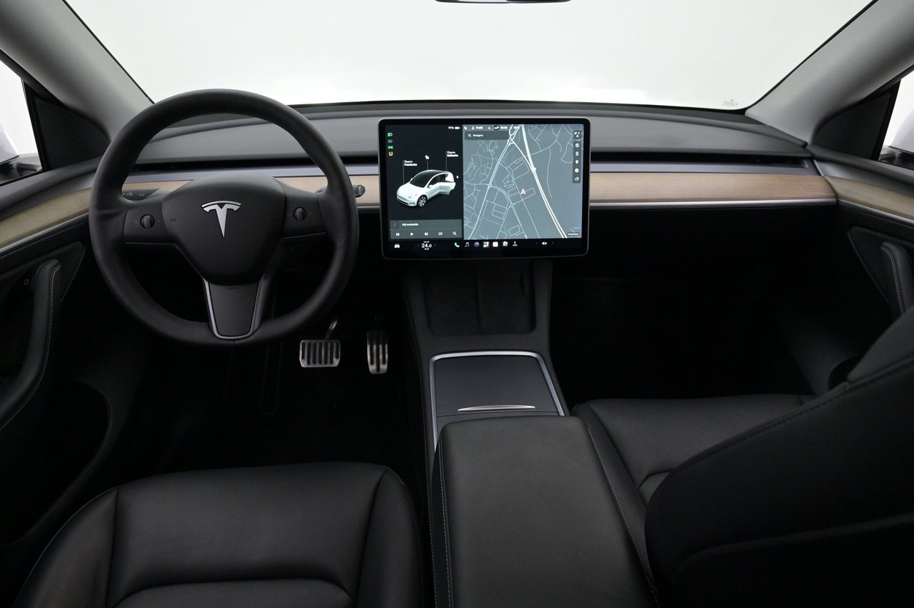 Tesla Model Y 2021, bild 6/10