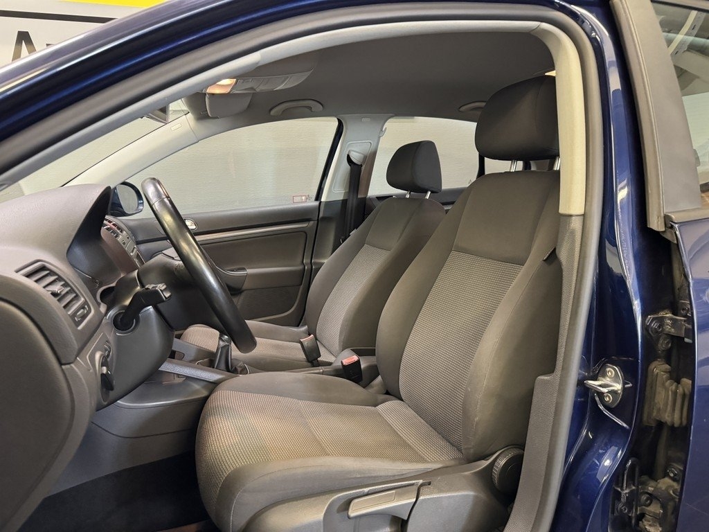 Volkswagen Jetta 1.6 Multifuel Trendline 2008, kuva 7/10