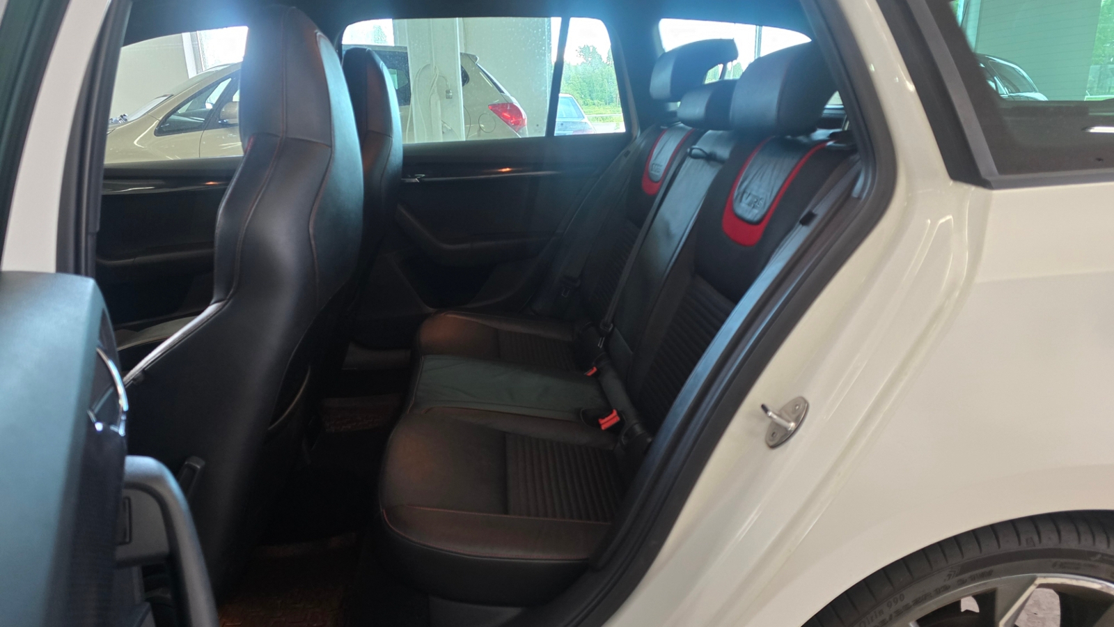 Skoda Octavia 2014, bild 7/9