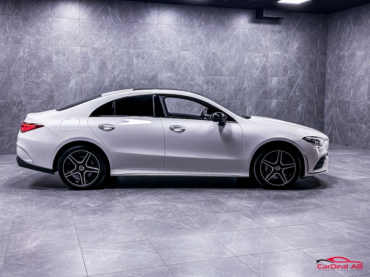 Mercedes-Benz CLA 250 e AMG Line Pano 2022, bild 2/10