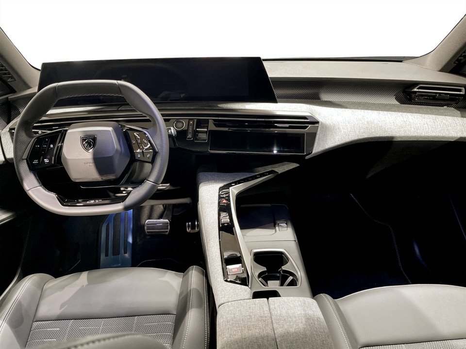 Peugeot 5008 GT Hybrid 145hk Aut 7-SITS 2025, bild 6/10
