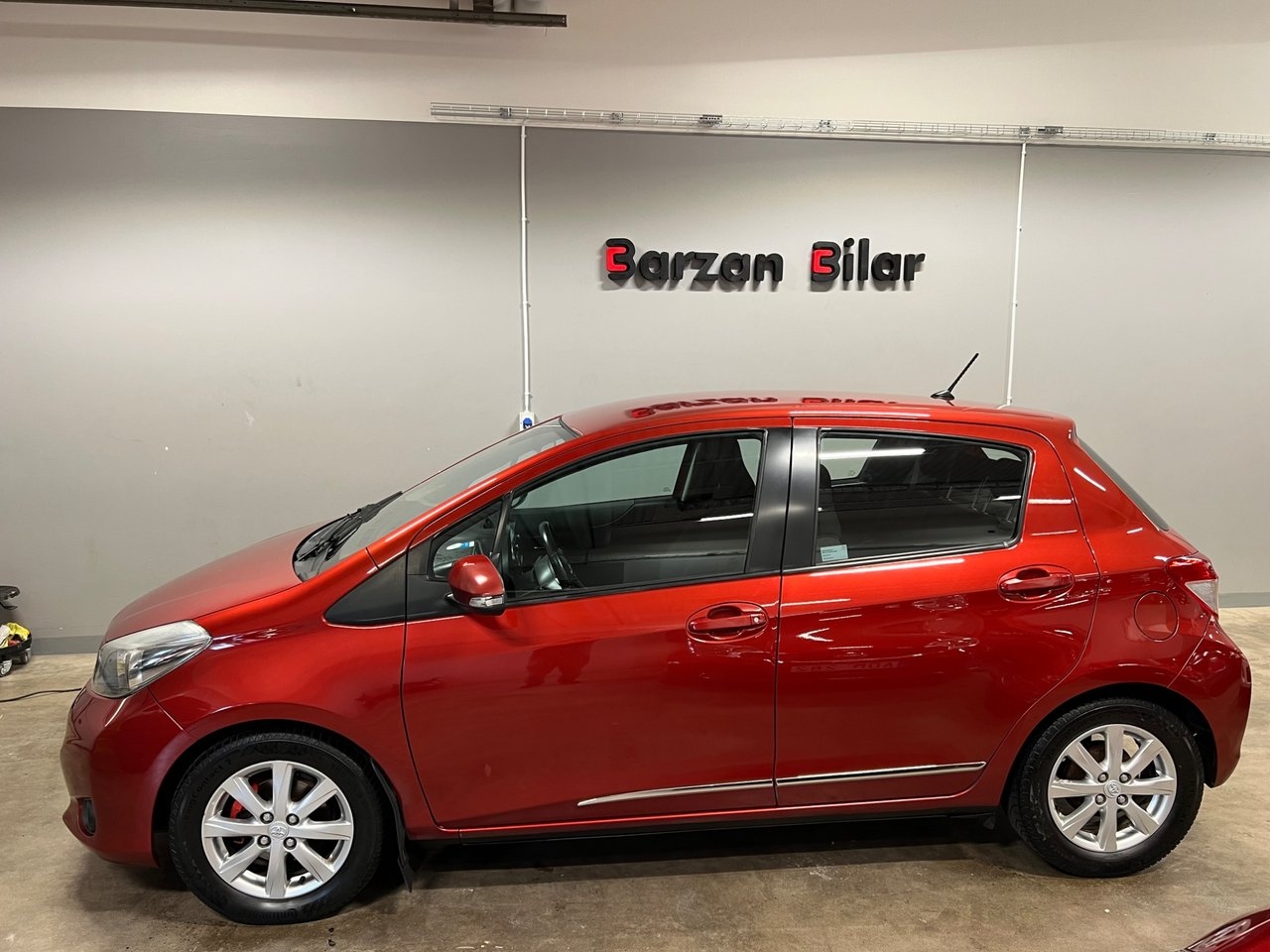 Toyota Yaris 2011, bild 7/10