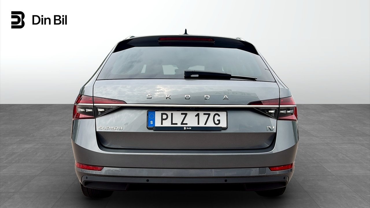 Skoda Superb 2024, bild 5/10