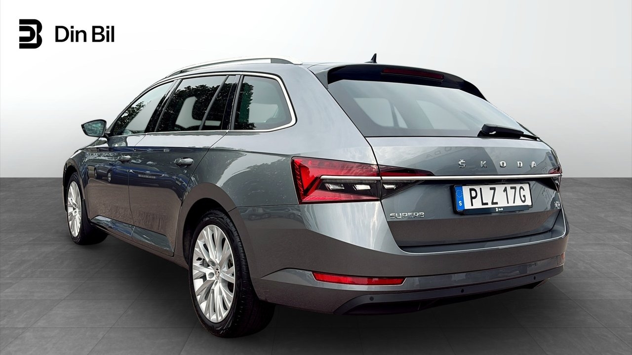 Skoda Superb 2024, bild 3/10