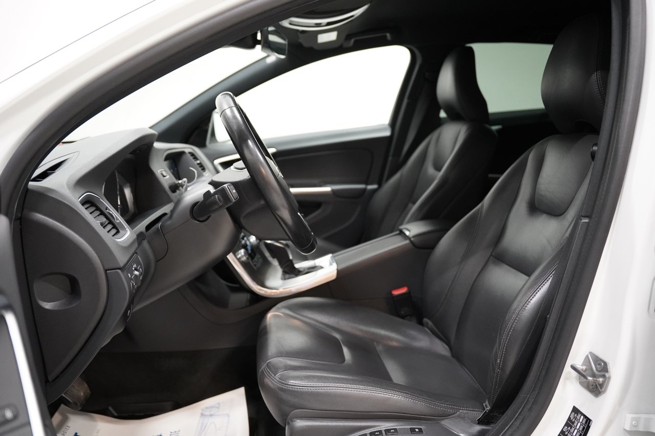 Volvo V60 D4 AWD 190hk Classic Summum 2018, bild 7/10