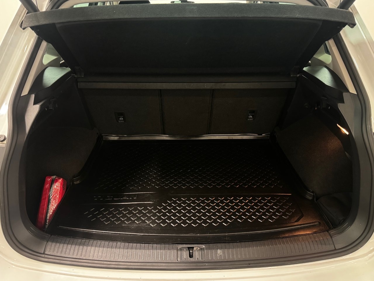 Volkswagen Tiguan 2017, bild 6/10