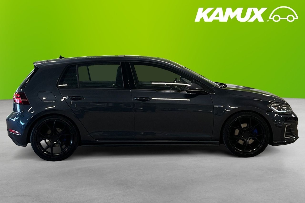 Volkswagen Golf 1.4 TSI GTE 2020, bild 2/20