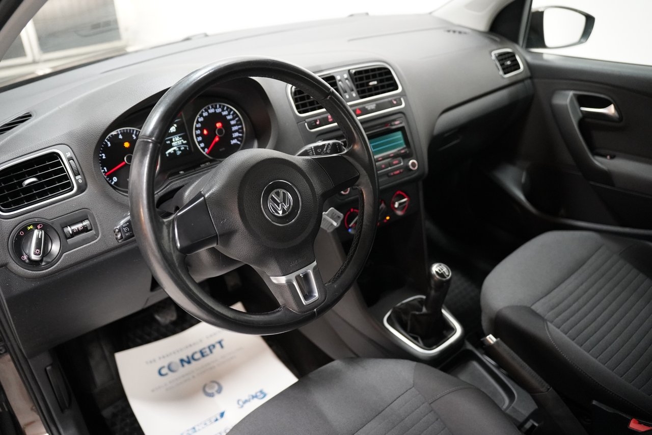 Volkswagen Polo 2012, bild 6/10