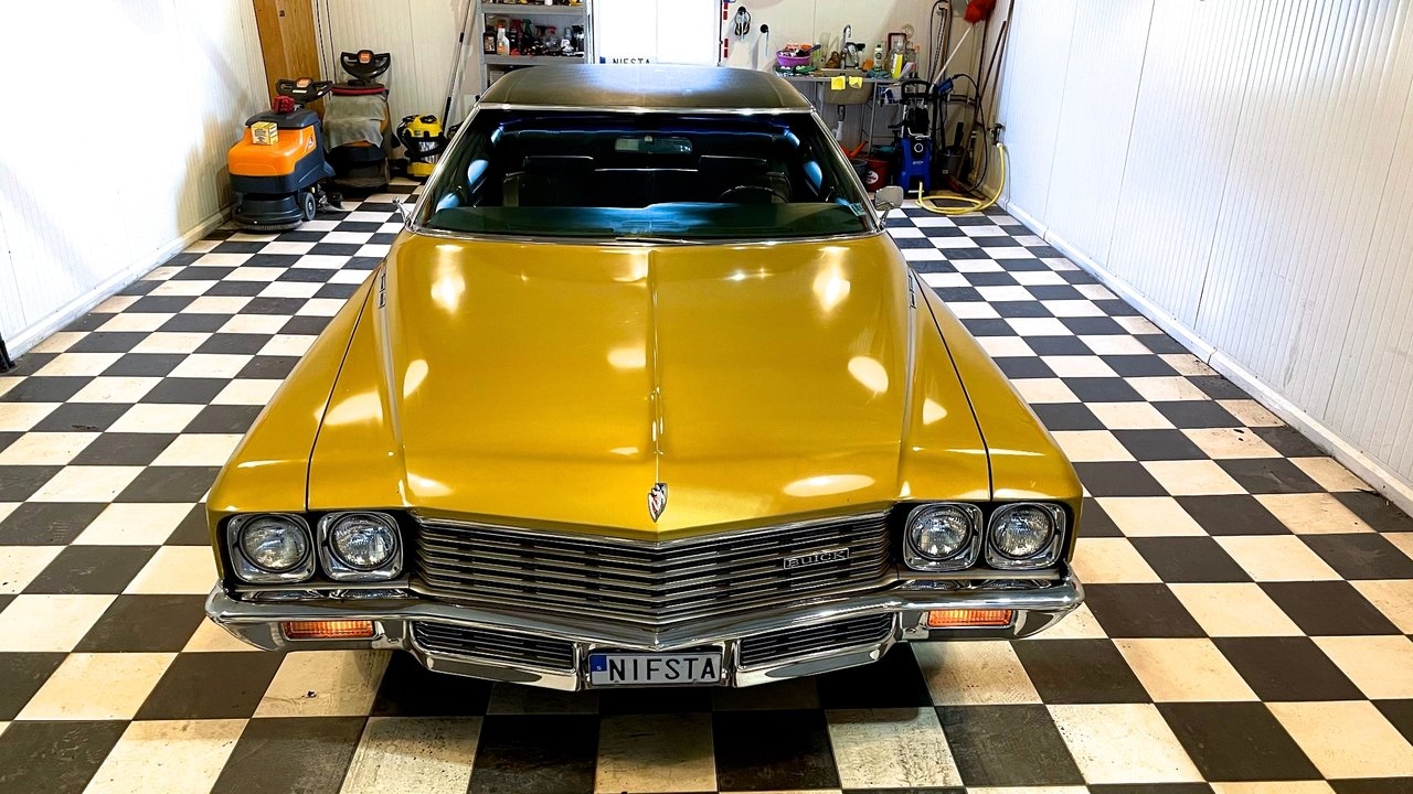 Buick Le Sabre 4D Sedan 1971, photo 6/10