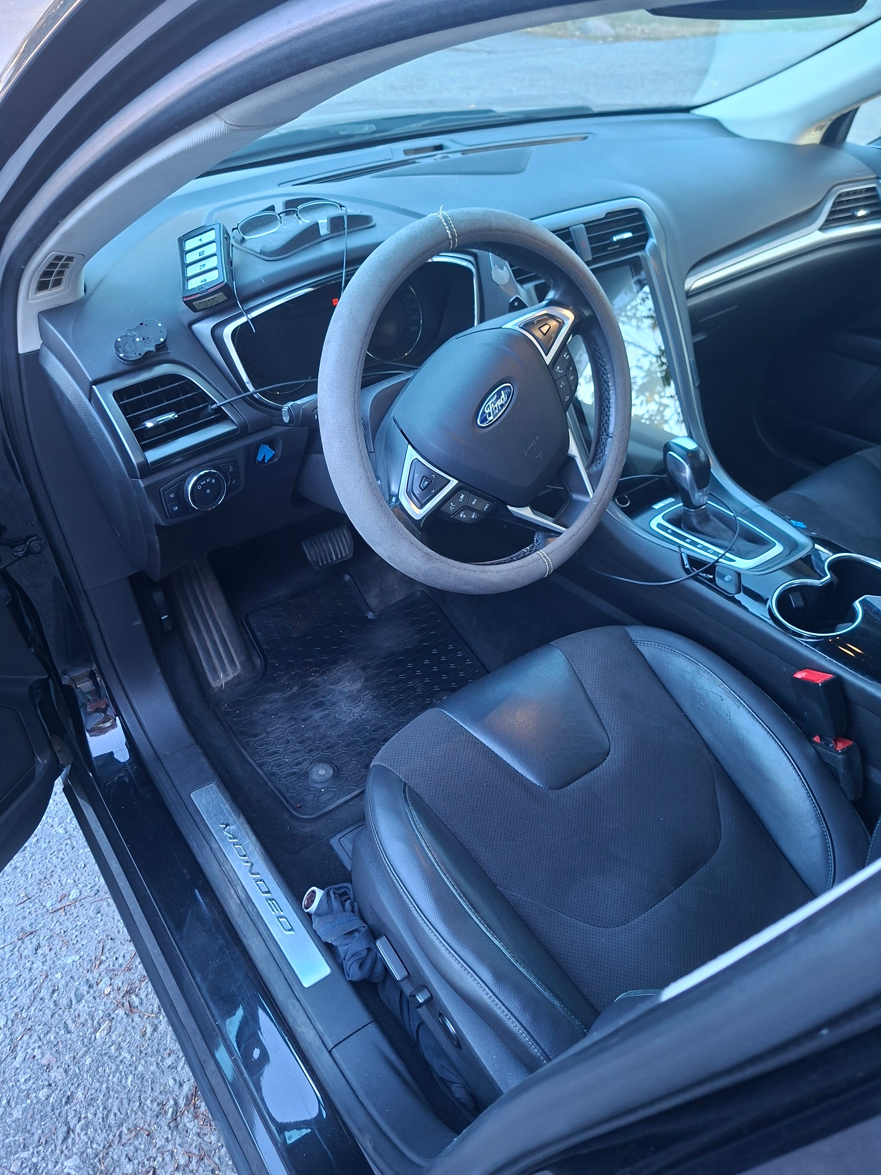 Ford Mondeo Kombi 2.0 TDCi 2015, bild 4/5