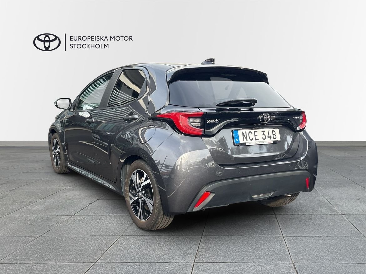 Toyota Yaris 2025, photo 2/10