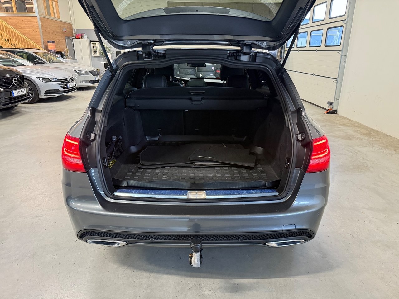Mercedes-Benz C 2018, photo 6/10