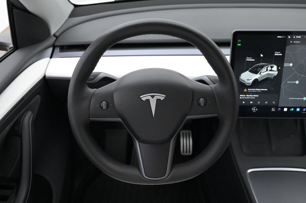 Tesla Model Y Performance AWD Autopilot 2023, bild 7/10